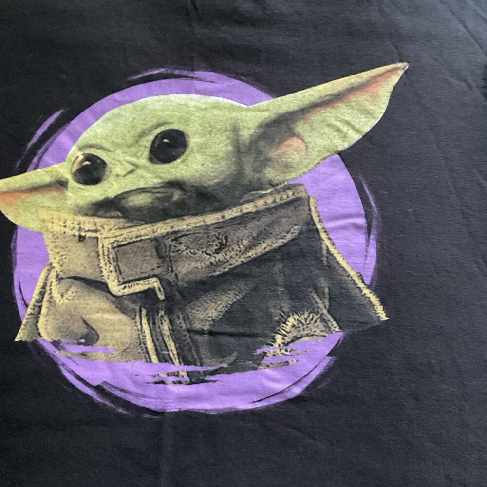 Call all Star Wars & Disney fans!